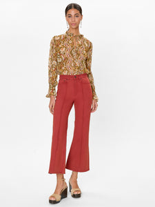 Remi Stretch Kick Flare