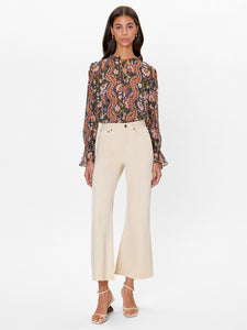 Remi Stretch Kick Flare