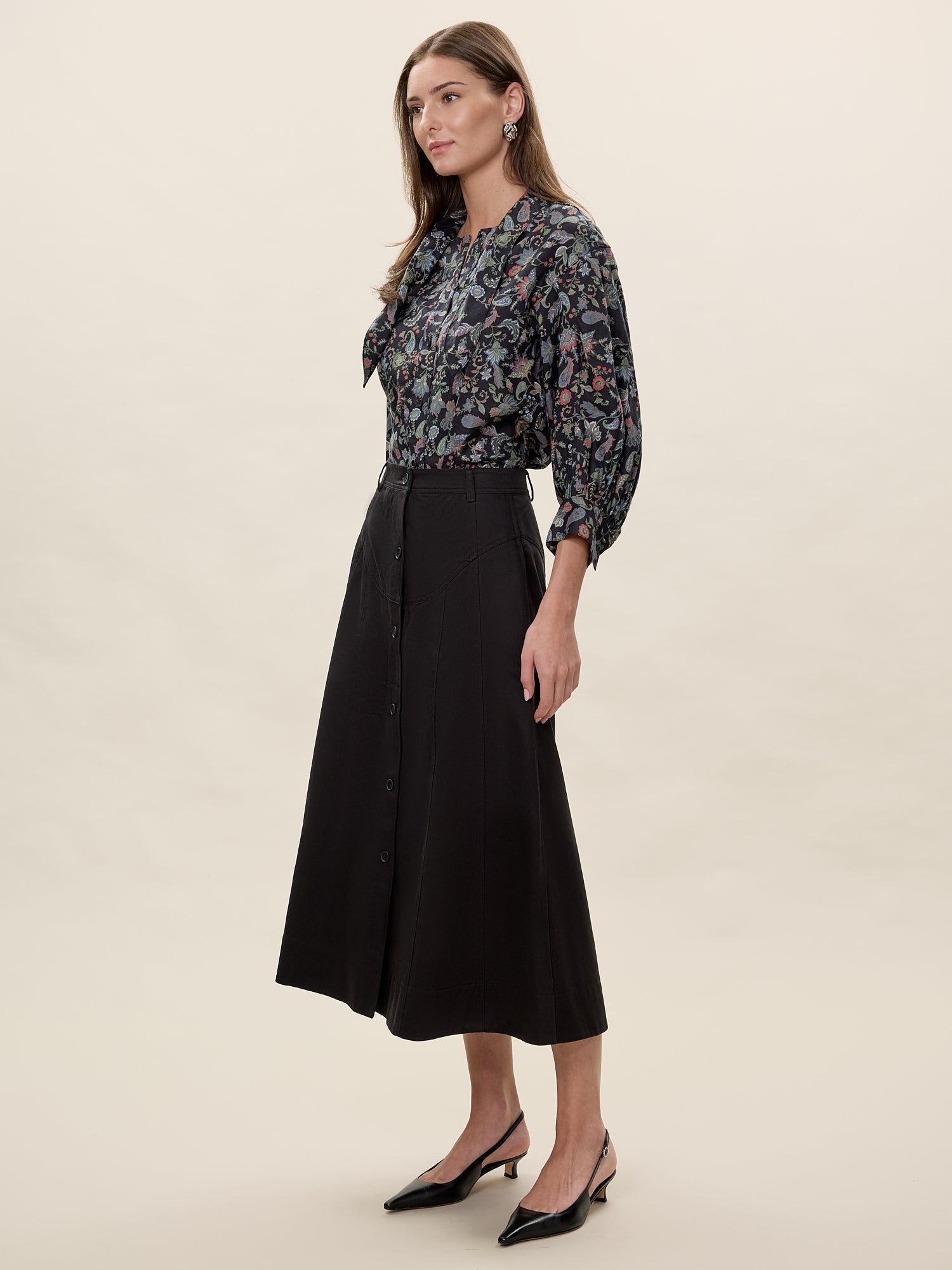 Aurelia Stretch Linen Top