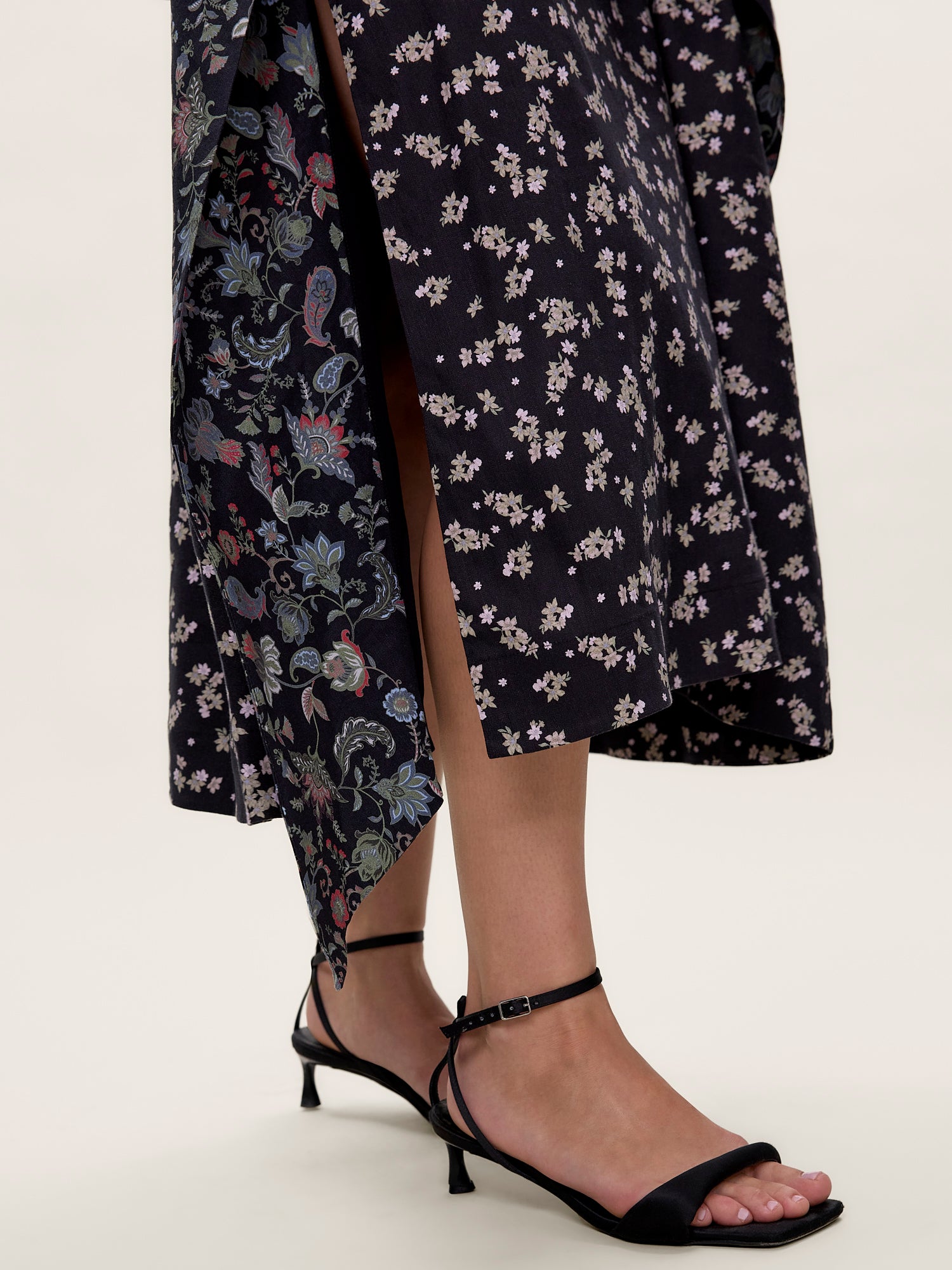 Aurelia Stretch Linen Dress