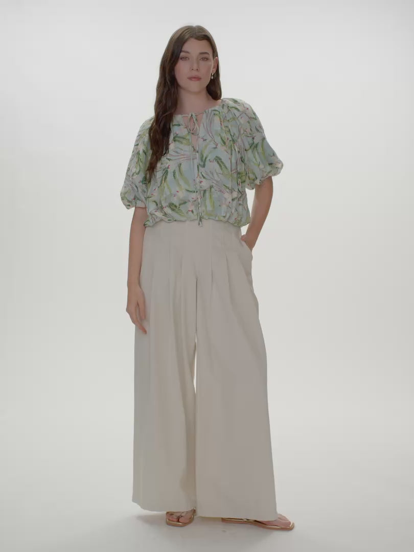 Isla Bubble Crop Top